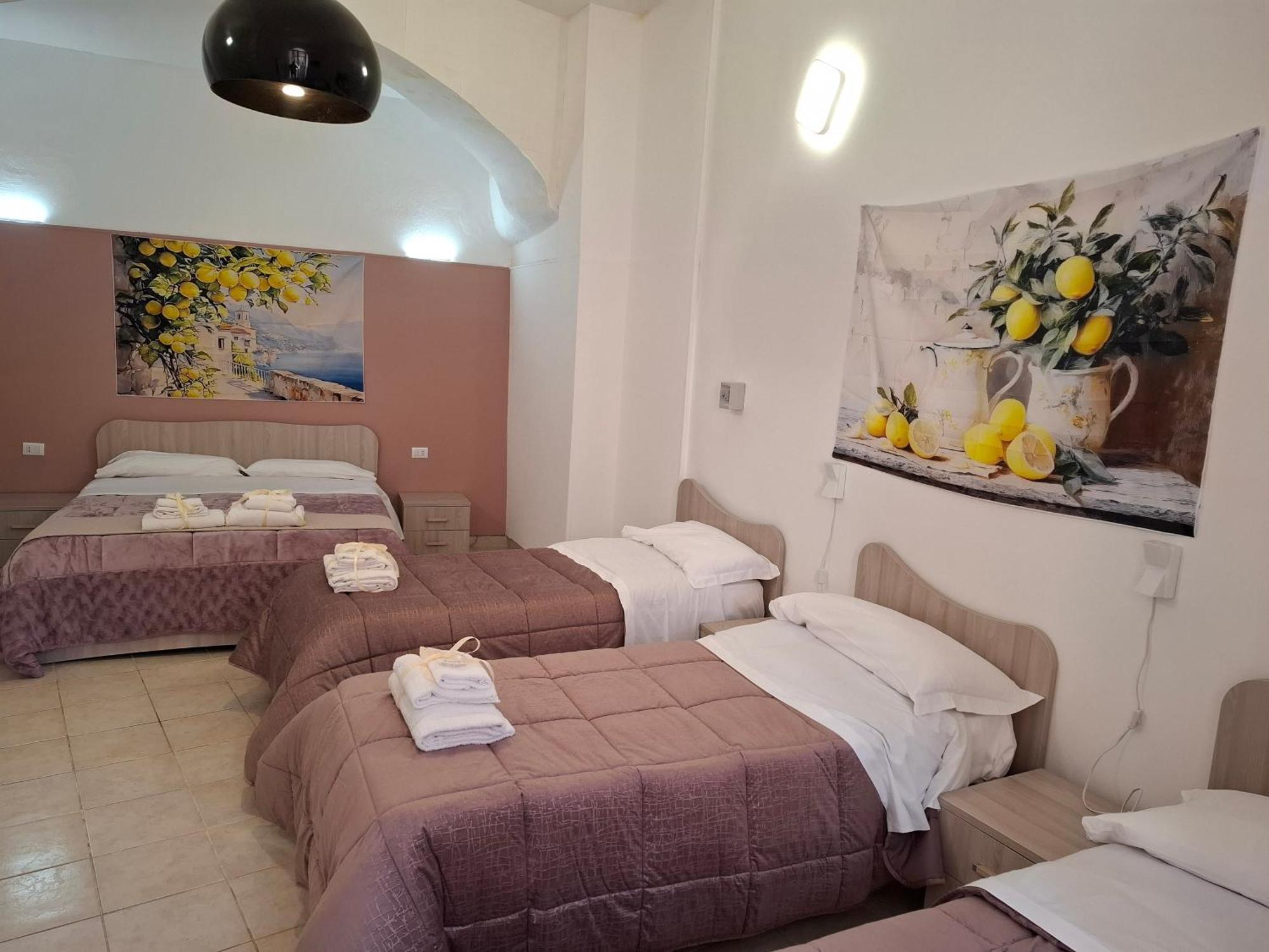 B&B Le Lumie "Il Cortiletto Del Centro" Agrigento Luaran gambar