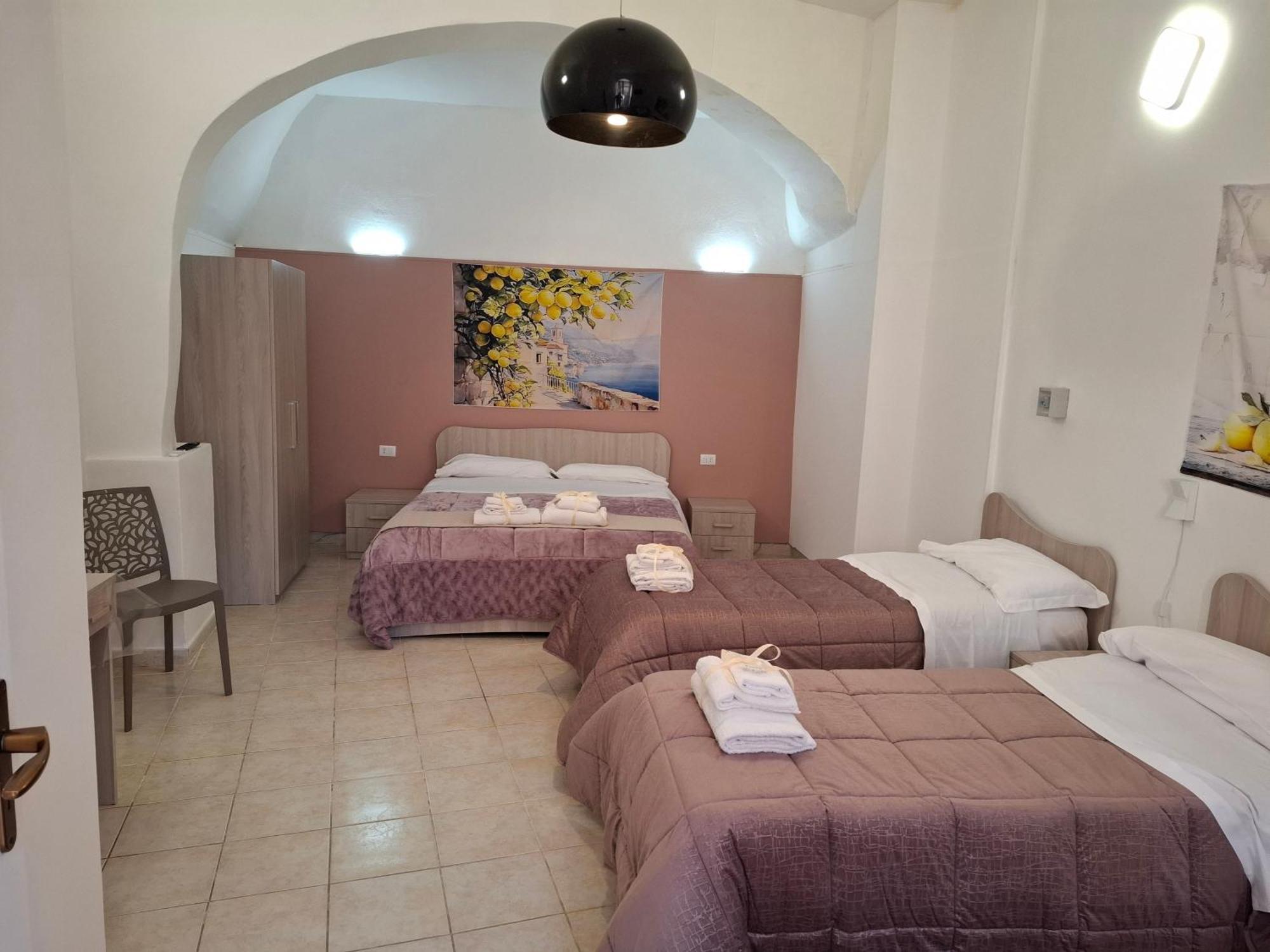 B&B Le Lumie "Il Cortiletto Del Centro" Agrigento Luaran gambar